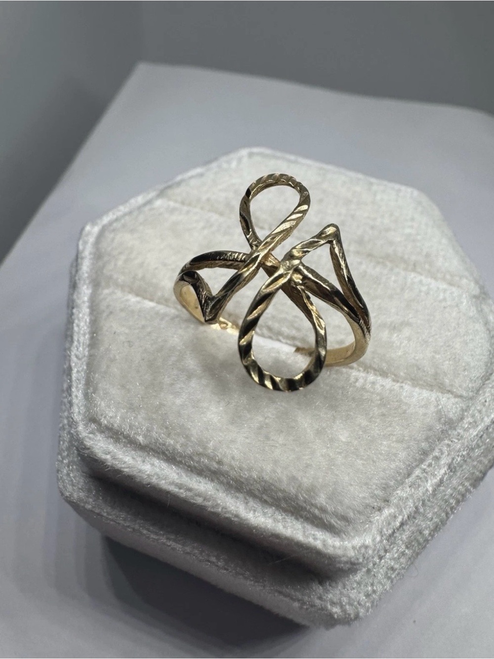 Vintage 14K 585 Yellow Gold Infinity Ring Size 6 Abstract Twisted Design